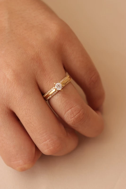 anillo-de-compromiso-en-oro-45