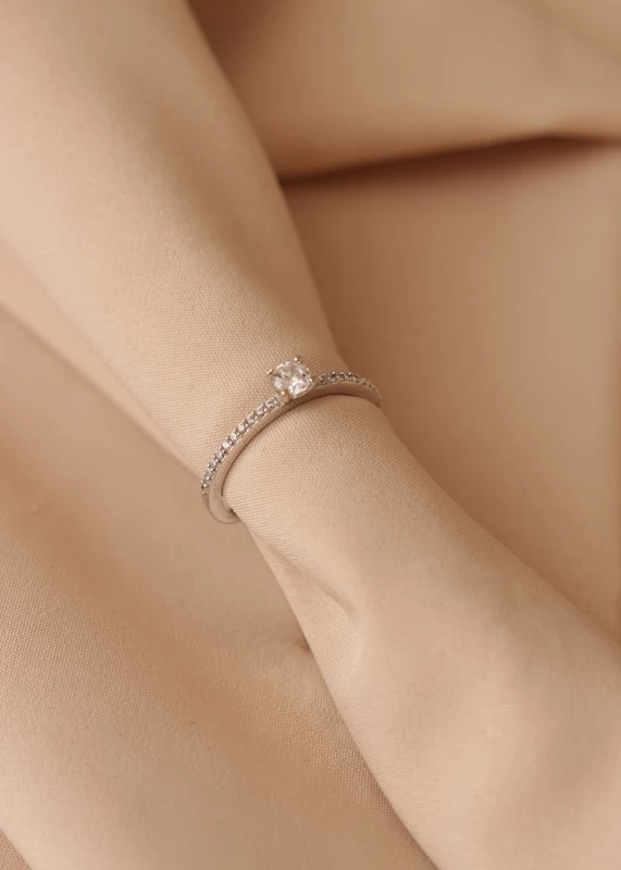 anillo-de-compromiso-en-oro-52